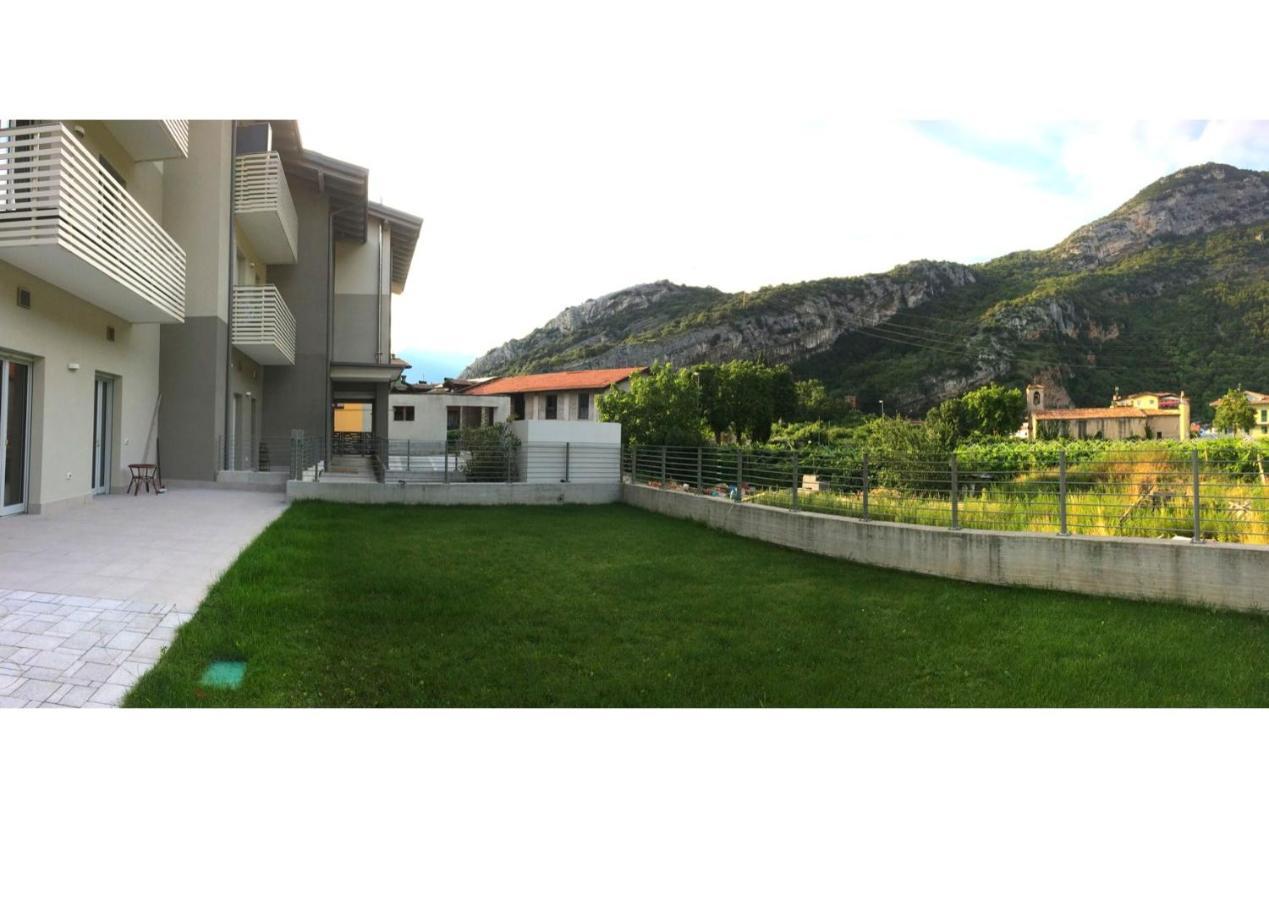 Amarillys Apartment And Rooms In Casaclima Torbole Sul Garda ภายนอก รูปภาพ
