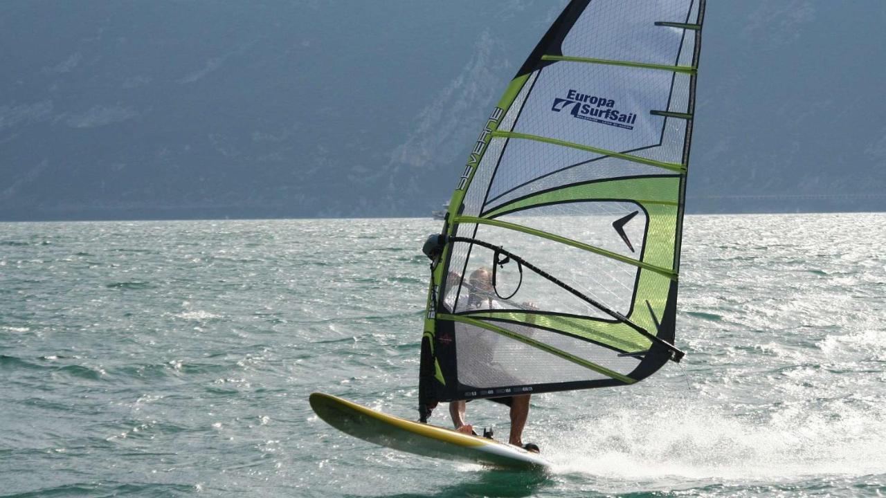 Amarillys Apartment And Rooms In Casaclima Torbole Sul Garda ภายนอก รูปภาพ