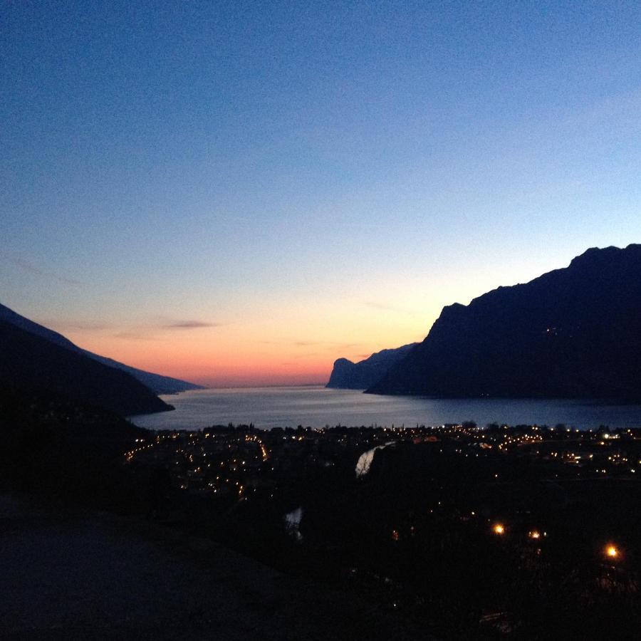 Amarillys Apartment And Rooms In Casaclima Torbole Sul Garda ภายนอก รูปภาพ