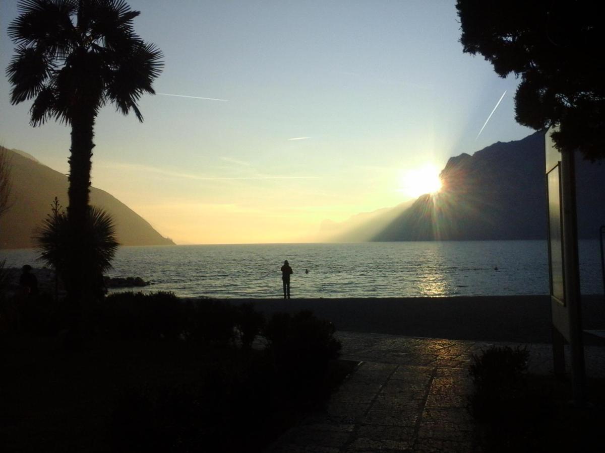Amarillys Apartment And Rooms In Casaclima Torbole Sul Garda ภายนอก รูปภาพ